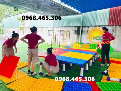 Bục sân khấu lắp ghép nhiều màu, sàn sân khấu mầm non 1