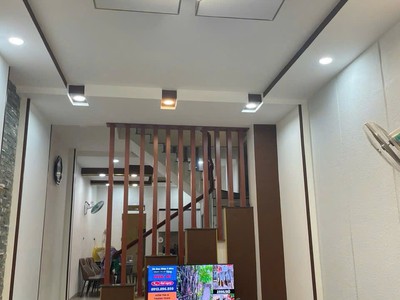 Bán nhà 3 tầng mặt tiền đường Lý Thái Tổ 20m, Vĩnh Hoà, Bắc Nha Trang GIÁ 8,9 TỶ 1