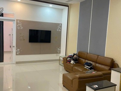 Bán nhà 3 tầng mặt tiền đường Lý Thái Tổ 20m, Vĩnh Hoà, Bắc Nha Trang GIÁ 8,9 TỶ 8