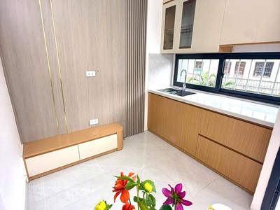 Bán căn hộ tập thể ngay trung tâm Chợ Nghĩa Tân, Cầu Giấy, Hà Nội. 2