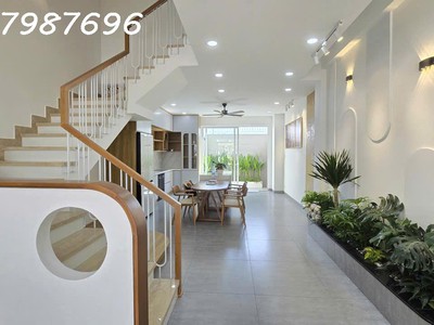 Nhà mới gói 5 mỹ gia, đường to, full nội thất, giá chỉ 9.6 tỷ bao thuế phí 2