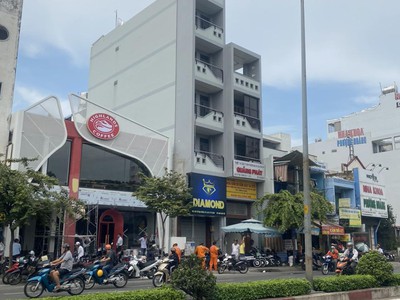 Siêu giá 21.9 tỷ-giá chào thấp hơn bank định giá 105m- mặt tiền 6tầng ngay 3/2-lê đại hành 1