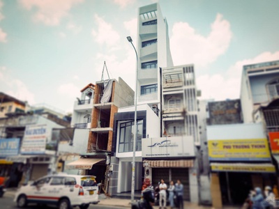 Bán nhà mặt phố đẹp 7 tầng có thang máy tại lạc long quân, 13.4 tỷ, 75m2, tân bình, hcm 2