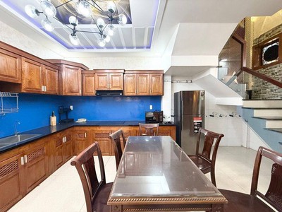 Bán nhà quang trung gv - phân lô liền kề sát mặt tiền quang trung - xe tải tránh xe hơi - full nội 2