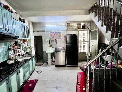 Bán nhà 4 tầng,10m ra mặt tiền đường 3/2,nhà 2 mặt thoáng,50m chỉ 8tỷ50tr g6a1p tl tốt 1