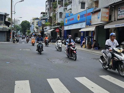 Siêu giá 21.9 tỷ-giá chào thấp hơn bank định giá 105m- mặt tiền 6tầng ngay 3/2-lê đại hành 3