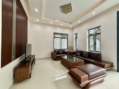 Siêu phẩm biệt thự 3 tầng - smart home hòa xuân - dt 300m - 16.5 đ 2