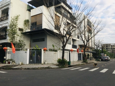 Siêu phẩm biệt thự 3 tầng - smart home hòa xuân - dt 300m - 16.5 đ 0