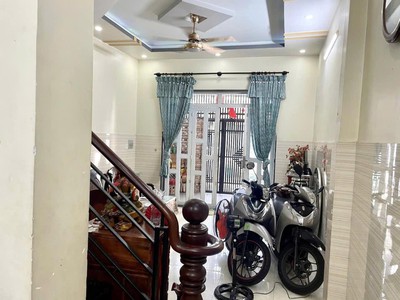 Bán nhà hẻm 8m phạm văn hai, phường 3 tân bình 5 17 chợ pvh 2
