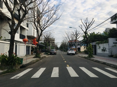 Siêu phẩm biệt thự 3 tầng - smart home hòa xuân - dt 300m - 16.5 đ 1