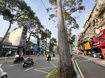 Bán siêu phẩm tòa nhà 7 tầng có hầm - mặt tiền kinh doanh 40m đ.trần hưng đạo, quận 1 - dòng tiền 2