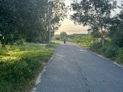 Bán 10m x 70m đất thổ cư đường cù chính lan, lagi giá ngộp 160tr/m ngang 3