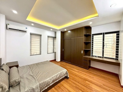 Bán nhà  giáp nhị   trương định   33m 6 tầng   4 ngủ   ô tô đỗ cửa   nhỉnh 9 tỷ 1