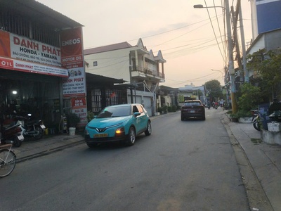  nhà mtkd 3 tầng 63m2 -  gần vincom lê văn việt - quận 9 8.59 tỷ 0