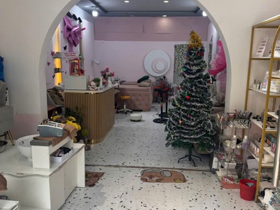 Chính chủ sang nhượng tiệm nail, mi, gội, phun xăm tại 90 đường số 1, phường bình hưng hòa  a, quận 1