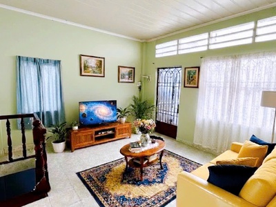 Nhà quận tân bình - cách mạng tháng tám - 5.8 x 9m 52 m2 - chỉ 100tr/m2 - giá 6 tỷ 0