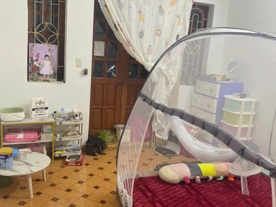 Cho thuê nhà ngõ nông chợ Hàng, Lê Chân . Có điều hòa , nóng lạnh . Gia đình ở lâu dài ok 3