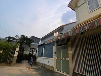 Bán nhà cấp 4 trung tâm hiệp phú, 81m2. gần metro, vincom lê văn việt giá nhỉnh 5 tỷ 1