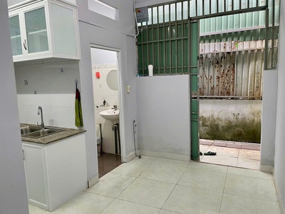 Cho thuê nhà nguyên căn Đường 41, P.Hiệp Bình Chánh, gần chợ Hiệp Bình - 2PN 1WC, DT 80m2 giá 7tr/th 5