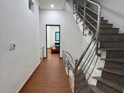 Bán căn nhà 3 tầng trung tâm thành phố Vĩnh Yên, Vĩnh Phúc. Giá chỉ 2.55 tỷ 3