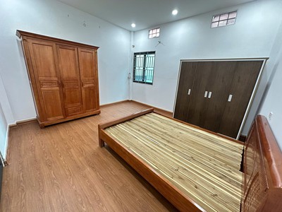 Bán căn nhà 3 tầng trung tâm thành phố Vĩnh Yên, Vĩnh Phúc. Giá chỉ 2.55 tỷ 5