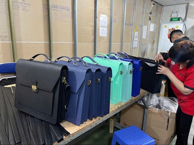 Thời Trang Đồ Da Thật - Chuẩn Form, Đồng Đều Từng Lô 16