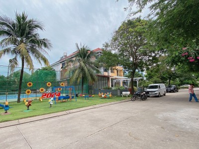 Bán biệt thự đường số 1, hiệp bình phước, thủ đức, tp hcm. dt 225 m2, 4 tầng, 6pn. giá 15.9 tỷ, 2