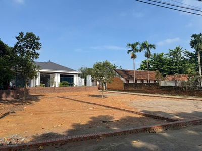 137m2 - lô góc - đường thông - đường 6m - tiện ích đầy đủ - chủ cần tiền cắt lỗ 500tr 2