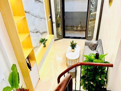 Trung tâm hai bà trưng - lô góc 3 thoáng - nhà mới đón tết. 2