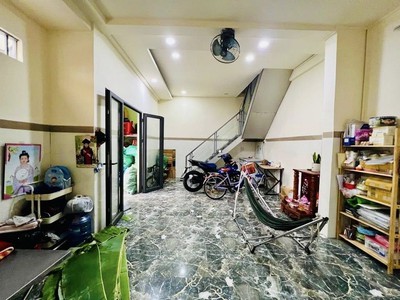 Tân quý bán mặt tiền lô góc 95m  ngang bề thế 17m  2 tầng    sẵn dòng tiền  nhỉnh 10 2