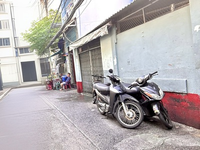 ⚡⚡chủ nhiệt bán giảm chào 500 triệu bán nhà mặt tiền hxh- đ.đoàn văn bơ- 2 mặt hẻm 1