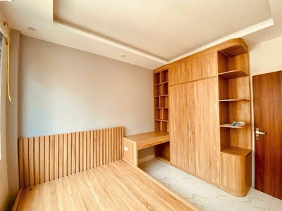 Xuân la 35m x5 tầng 11,5 tỷ ô tô vào nhà,lô góc,gần phố 4