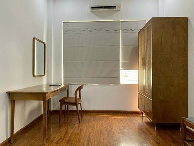 Xuân la 35m x5 tầng 11,5 tỷ ô tô vào nhà,lô góc,gần phố 2