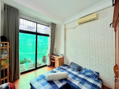 Bán nhà phân lô yên lạc 4 tầng ô tô tránh dừng đỗ hai bà trưng 0