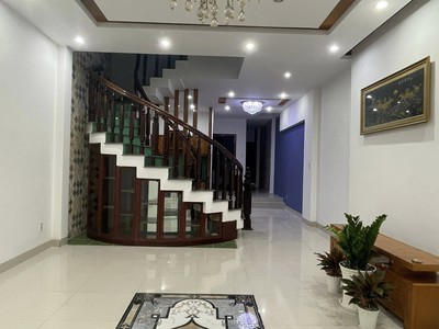 Nhà 2 tầng đường 12m   gần biển, kinh doanh tốt, GIÁ CHỈ 6,4 TỶ 0