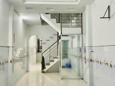 H2094  nhà 1/ đỗ tấn phong phú nhuận, shr, vuông, 2 tầng, 3.1x15m, 6.x tỷ 1