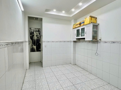 H2094  nhà 1/ đỗ tấn phong phú nhuận, shr, vuông, 2 tầng, 3.1x15m, 6.x tỷ 2