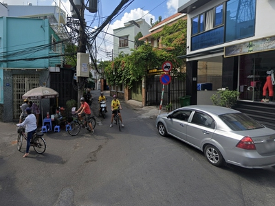 T2095 nhà mặt tiền trần quang diệu quận 3, shr, nở hậu, 3 tầng, 9.x tỷ 2