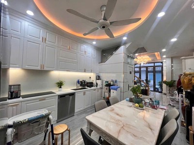 Shock giảm về 9.5 tỷ -hẻm ôtô 8m 5 tầng st-4pn ngang hiếm 5.5m nhà cực đẹp giáp q10 4