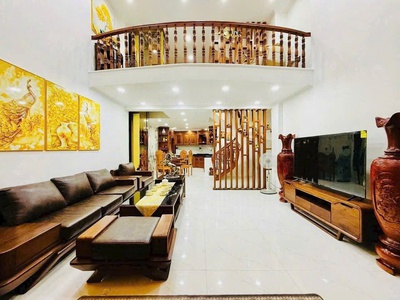 Tôn thất tùng   38m    6 tầng   2 mặt thoáng   chỉ 10.8 tỷ  bán nhà mặt phố trung tâm   vừa ở 0