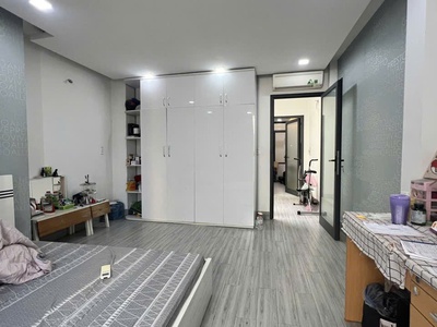 Quận 10 - nguyễn duy dương - sát mặt tiền - 56m2 - 4 tầng - 8.8 tỷ 4