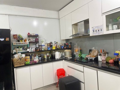 Nhà ngay trung bình tân - hẻm 5m xe tải đậu - 60m2 4 x 15 nhà mới 100 btct - 5 tầng cực đep  - giá 4