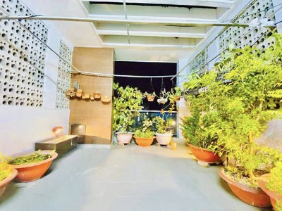 Bạn đang tìm nhà ngay hòa bình   tô hiệu, hẻm 7m thông, 4 tầng giá chỉ 8 4