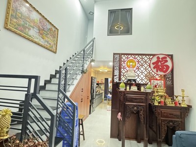 Bán nhà đường  kha vạn cân, linh trung, thủ đức, tp hcm. dt 85 m2, 2 tầng. giá 4.48 tỷ, shr: 1