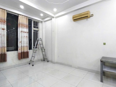 Gấp  nhà 4 tầng trường thọ gần metro, hẻm xe tải, giảm 700tr còn 7.5 tỷ 1