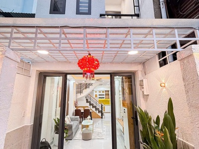 Nhà đẹp - chính chủ - tặng full - nội thất - 3pn lớn - lê quang định - bình thạnh - hẻm thông - bán 0