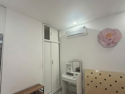 Duy nhất 2 phòng khép kín cho thuê tại quận 1, tphcm 2