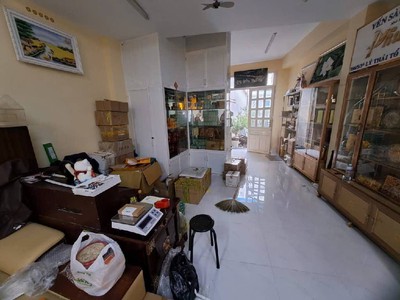 Vị trí phố Kinh Doanh Đặng Văn Ngữ - 80m2, 3 tầng, ngang gần 6m, xe hơi đỗ cửa chỉ 11.5 tỷ. 3