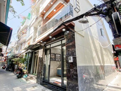 Siêu phẩm đón tết-góc 3 mặt tiền hẻm ko lộ giới hxh ngay vòng xoay lê đại hành-bình thới-7.4tỷ 0