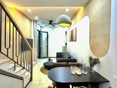 T2107  nhà lê văn sỹ q3, shr, 2 tầng, 3.x tỷ 1